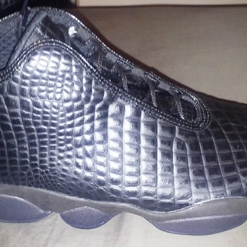 Jordan horizons